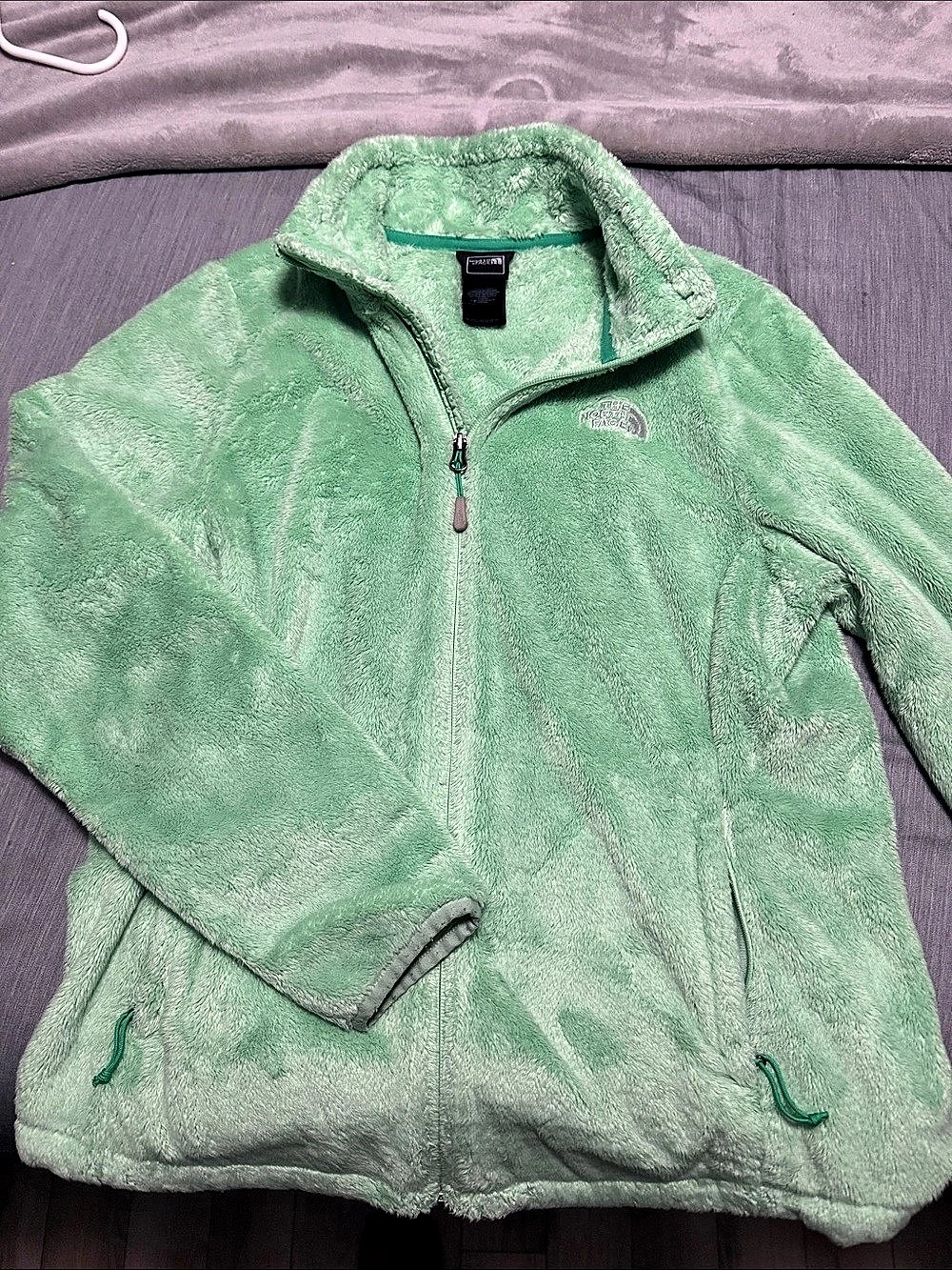The North Face Women's Osito Fleece Jacket Green